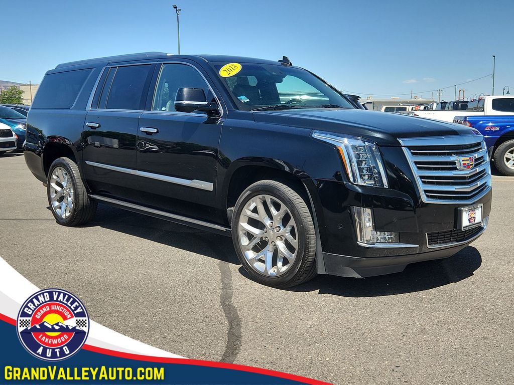 2018 Cadillac Escalade ESV AWD Platinum's photo