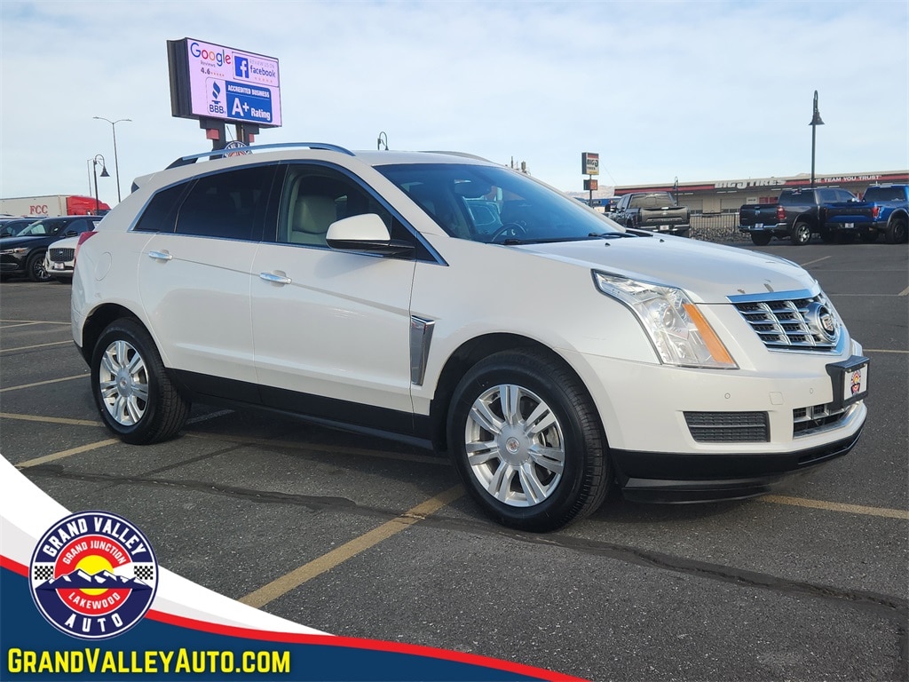 2015 Cadillac SRX Luxury Collection's photo