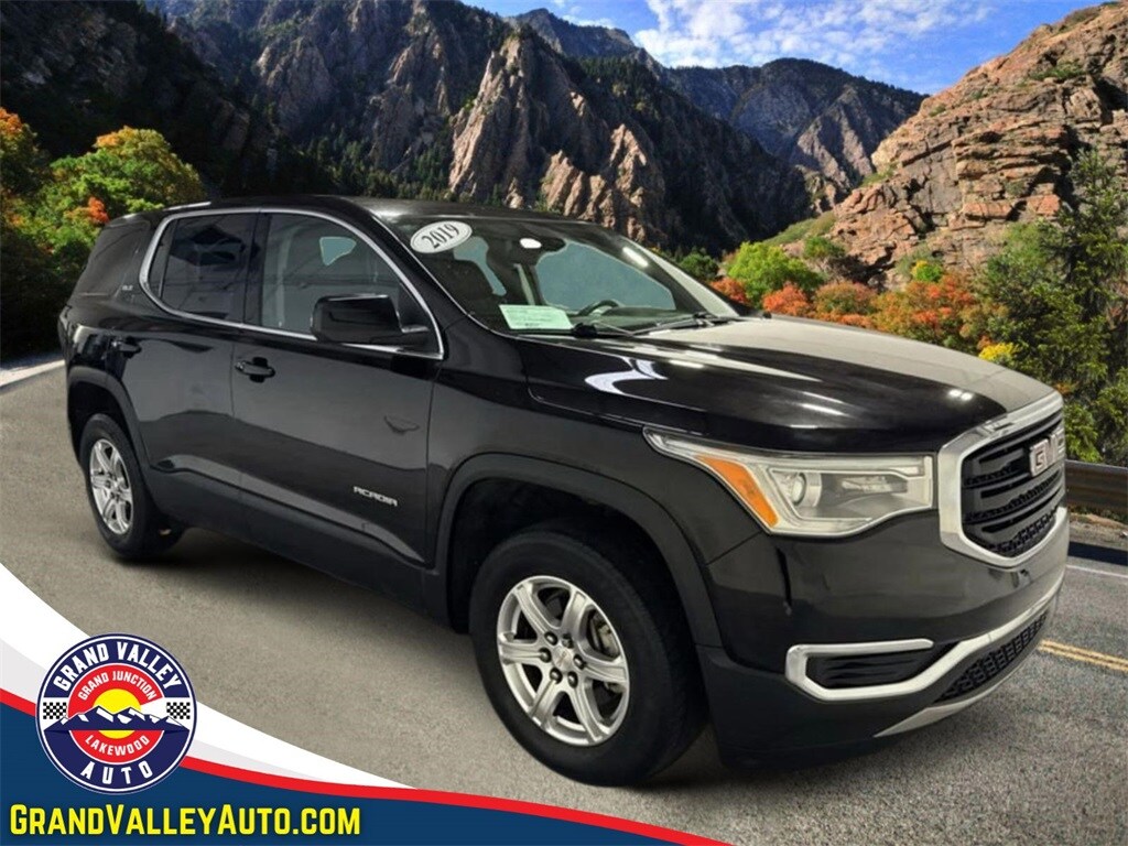 Used 2019 GMC Acadia SLE-1 SUV