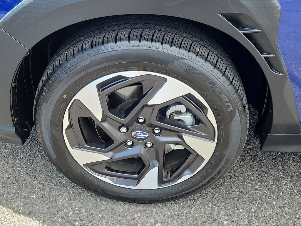 View vehicle photo 6