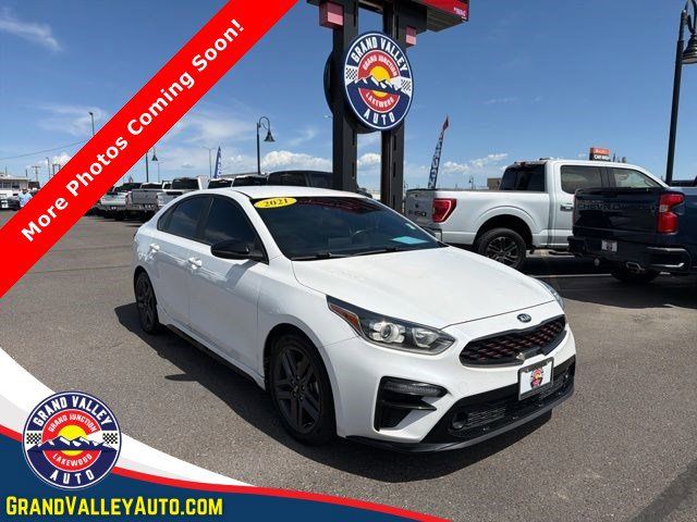 2021 Kia Forte GT-Line AT's photo