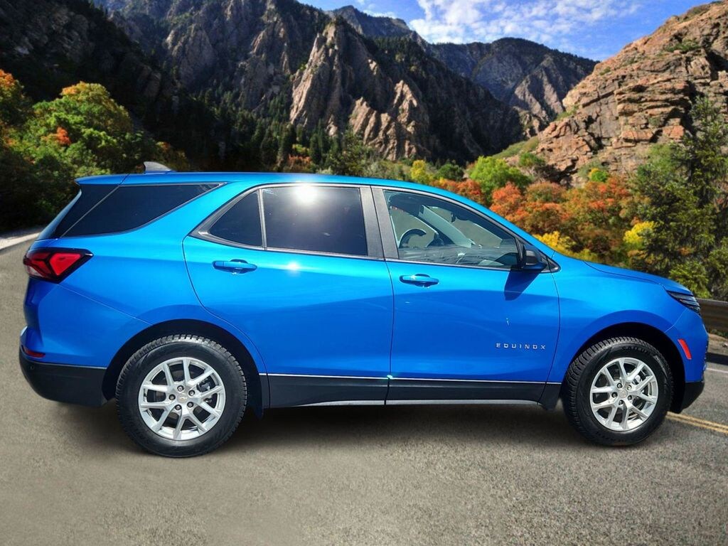 Used 2024 Chevrolet Equinox LS SUV