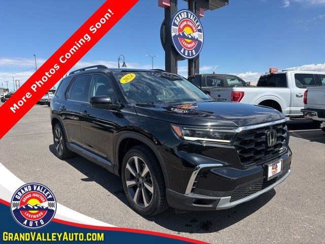 2025 Honda Pilot Elite AWD's photo