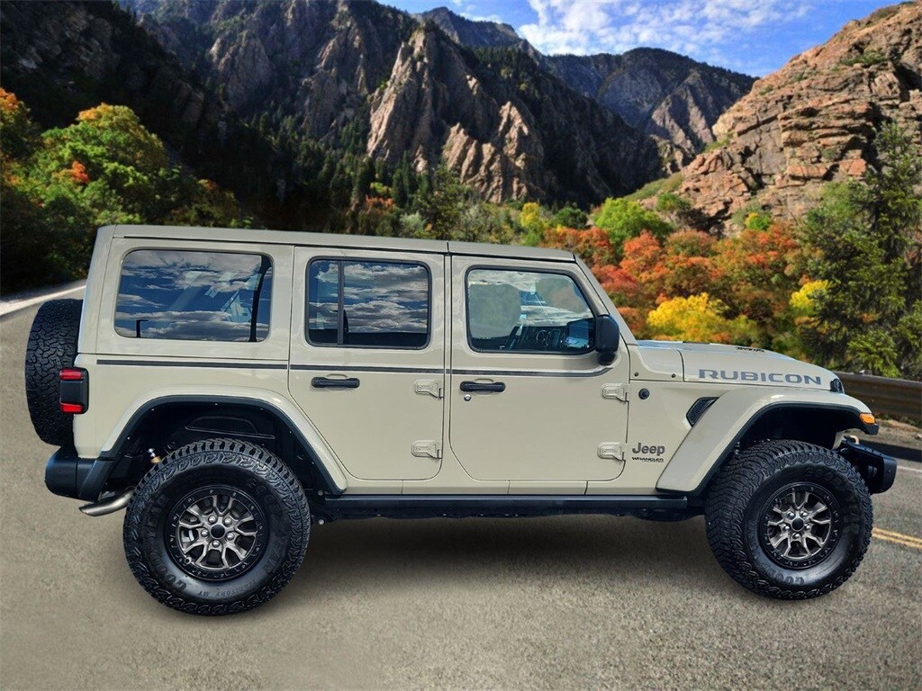 2022 Jeep Wrangler Unlimited Rubicon 392 photo 2