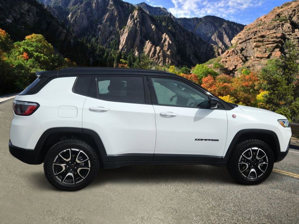 Used 2025 Jeep Compass Trailhawk SUV