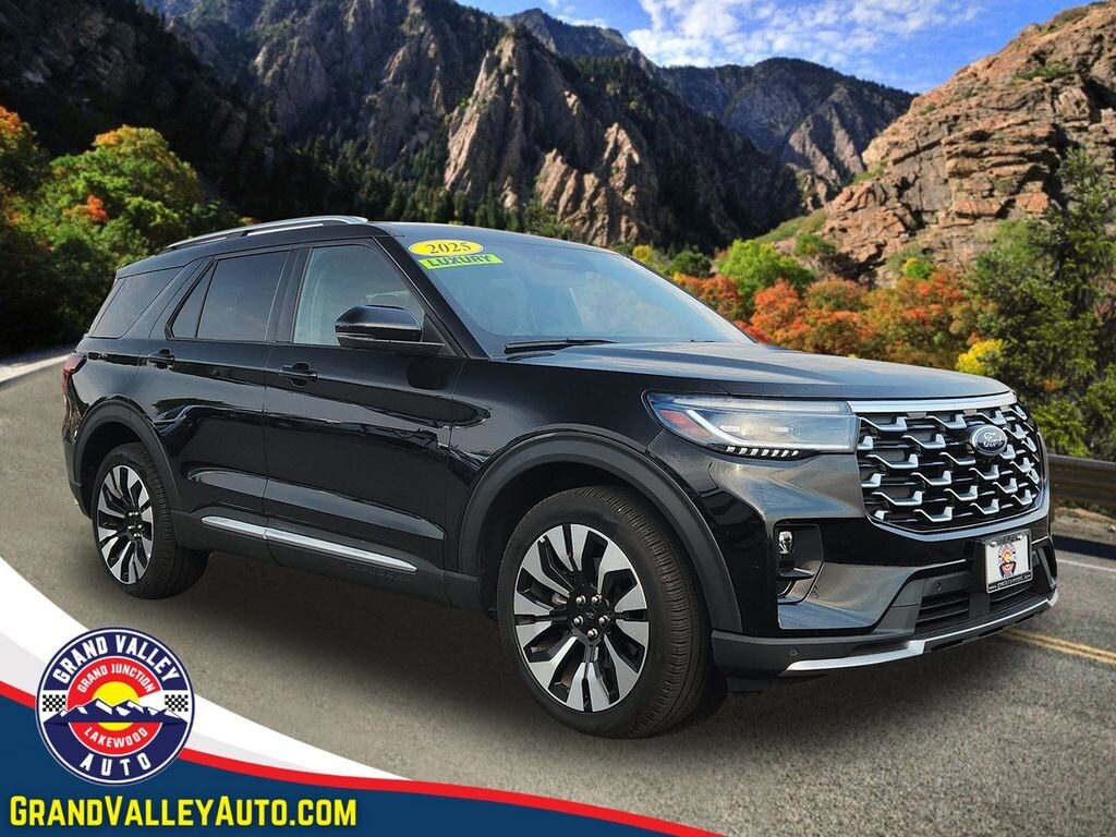 Used 2025 Ford Explorer Platinum SUV