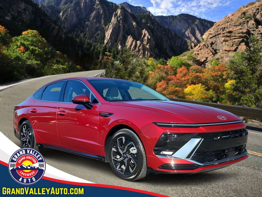 Ultimate Red 2024 Hyundai Sonata Sedan Front-Wheel Drive 8-Speed Automatic