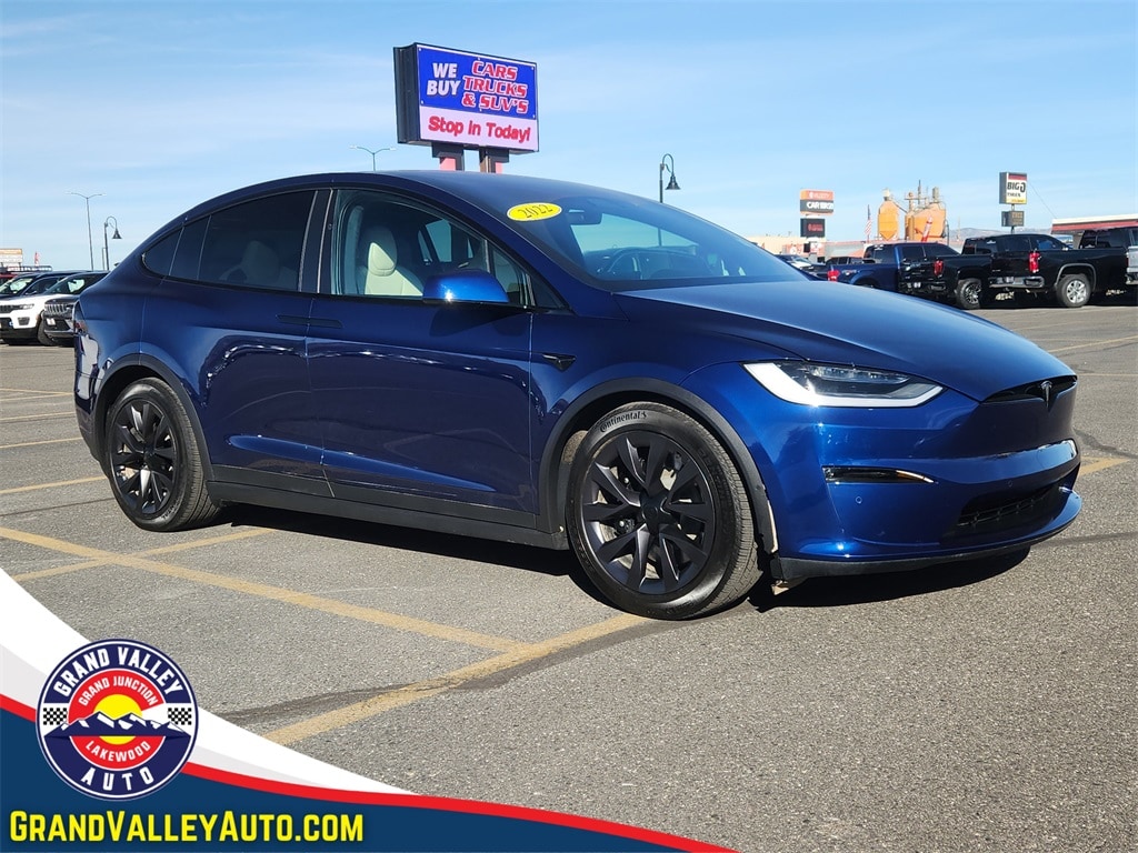 2022 Tesla Model X Long Range's photo