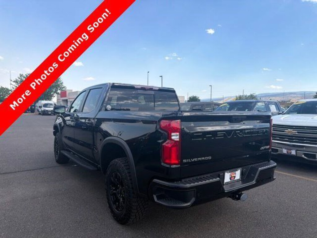 Used 2024 Chevrolet Silverado 1500 ZR2 Truck