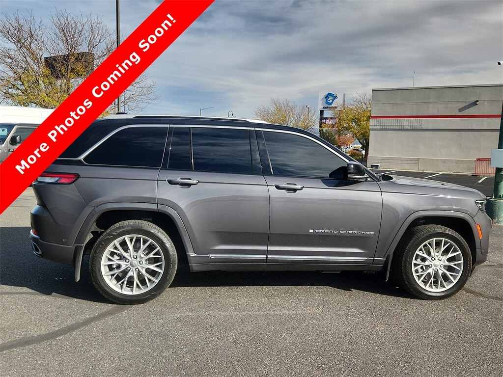 2022 Jeep Grand Cherokee Summit Reserve 4xe photo 2