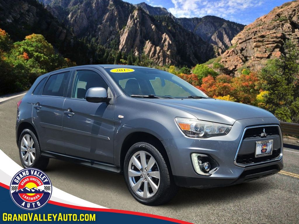 2015 Mitsubishi Outlander Sport 2.0 SE AWC CVT's photo