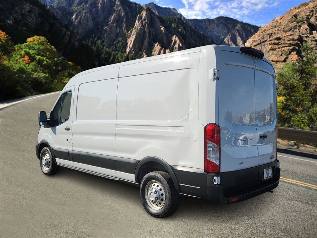 2023 Ford Transit photo 3