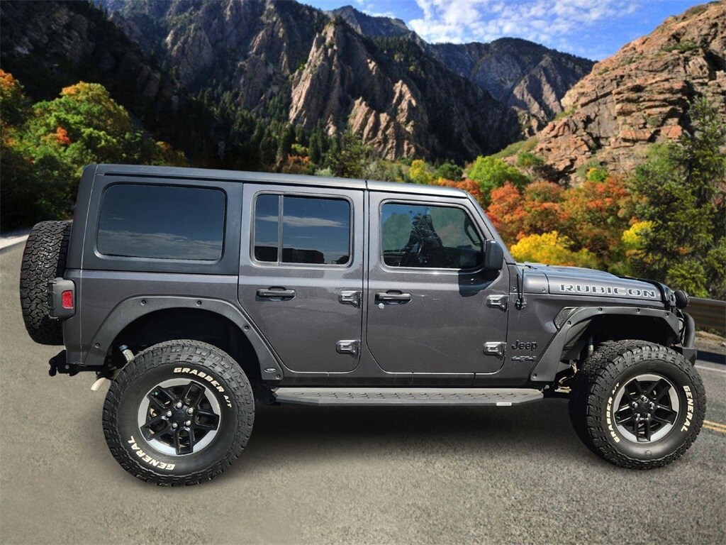 2018 Jeep Wrangler Unlimited Rubicon photo 2