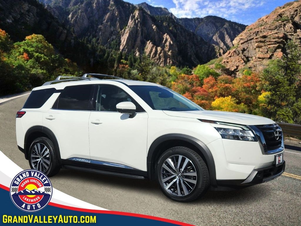 Used 2022 Nissan Pathfinder Platinum SUV