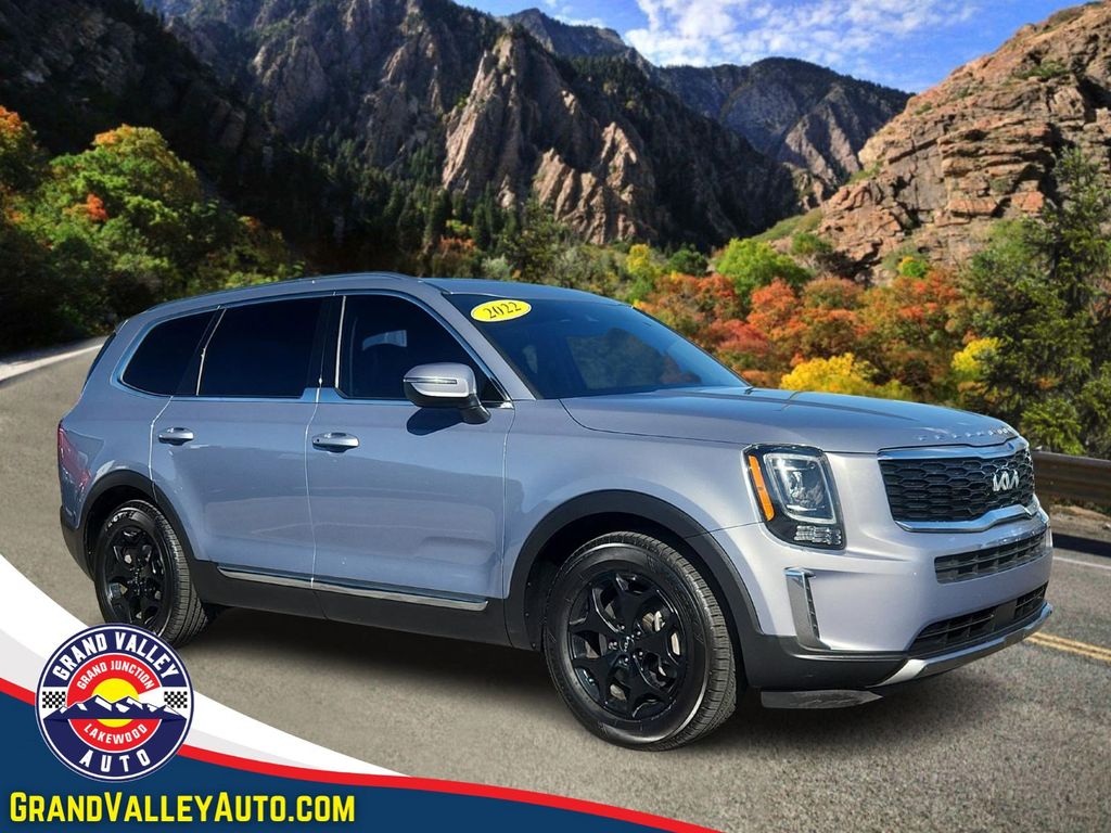 2022 Kia Telluride EX's photo