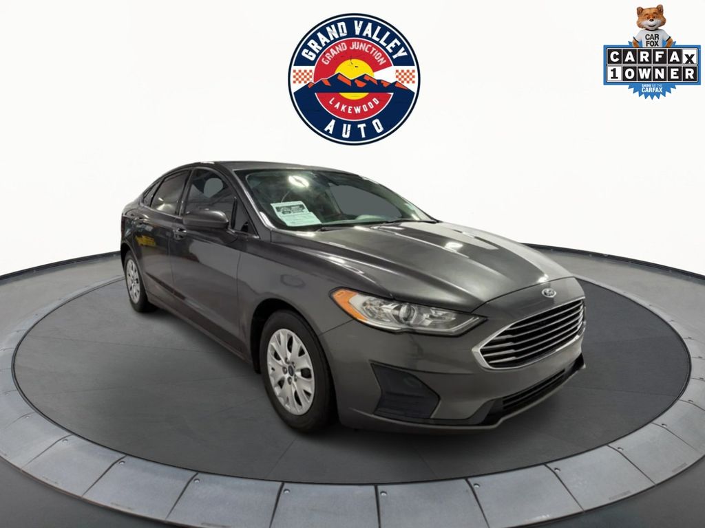 2019 Ford Fusion S FWD's photo