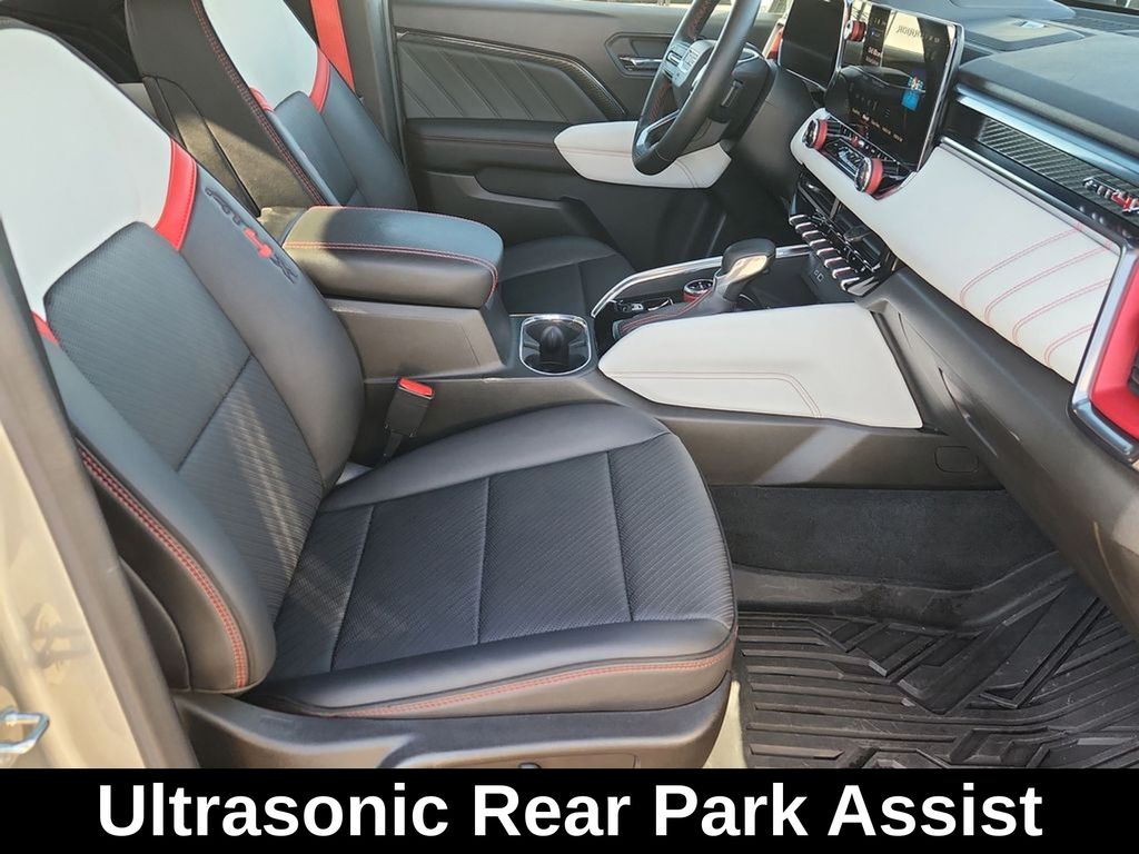 2023 GMC Canyon AT4X - Photo 18