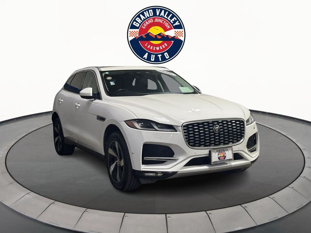 2022 Jaguar F-PACE P250 S's photo