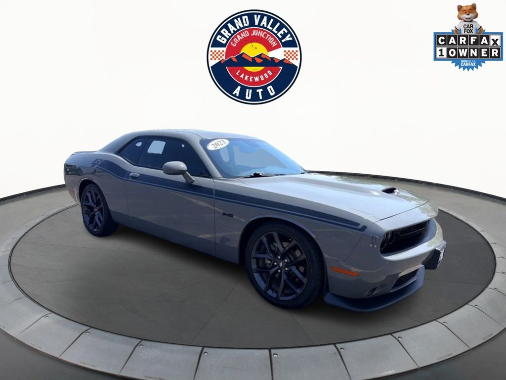 2023 Dodge Challenger R/T's photo