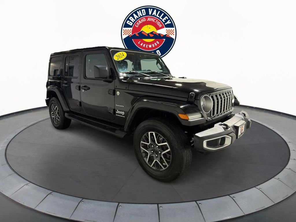 2024 Jeep Wrangler 4-Door Sahara's photo