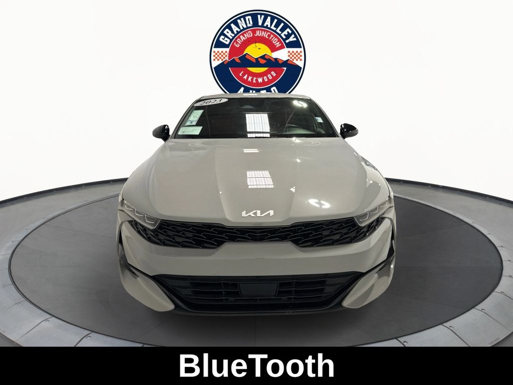 2023 Kia K5 GT-Line photo 3