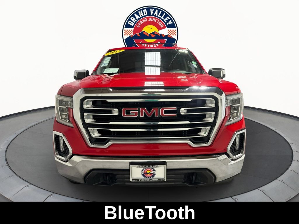 2019 Gmc Sierra 1500 SLT photo 2