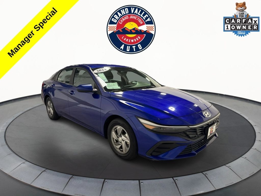Used 2024 Hyundai Elantra SE Sedan