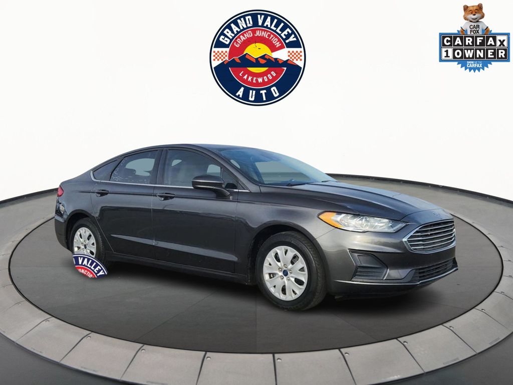 2019 Ford Fusion S