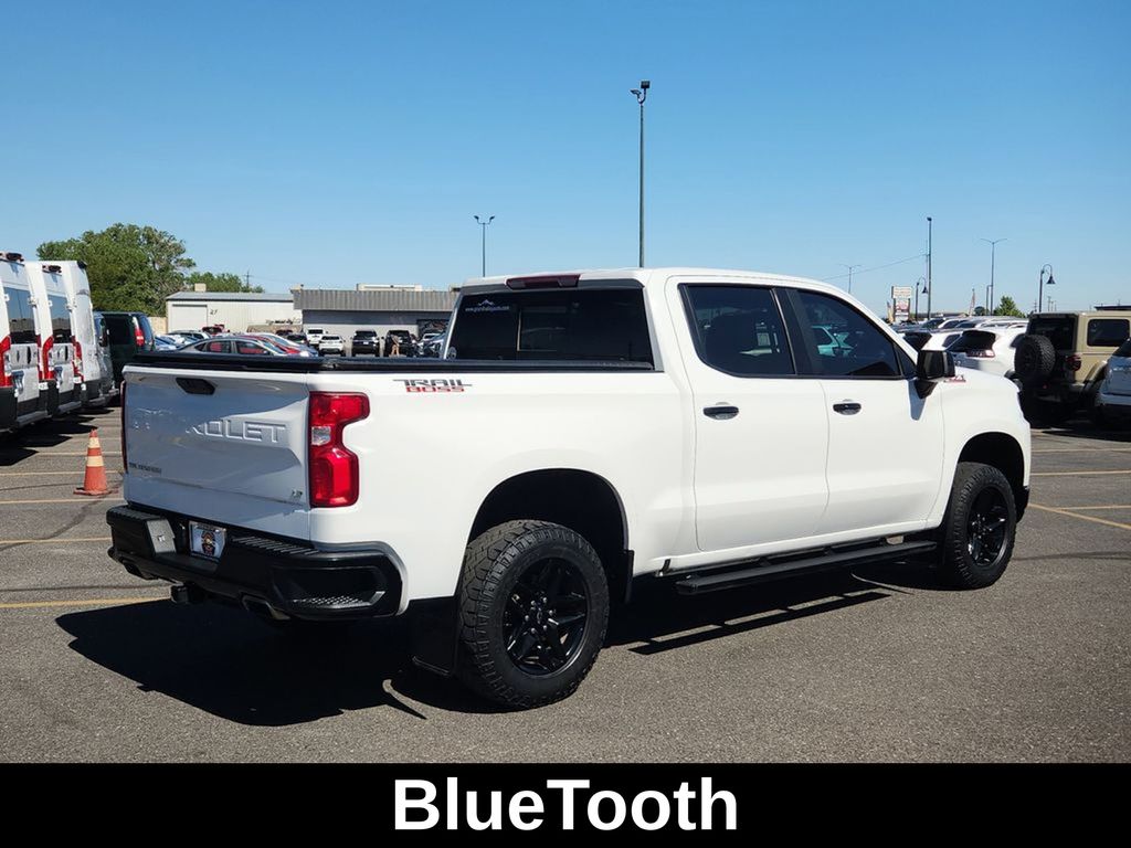 2021 Chevrolet Silverado 1500 LT Trail Boss photo 3