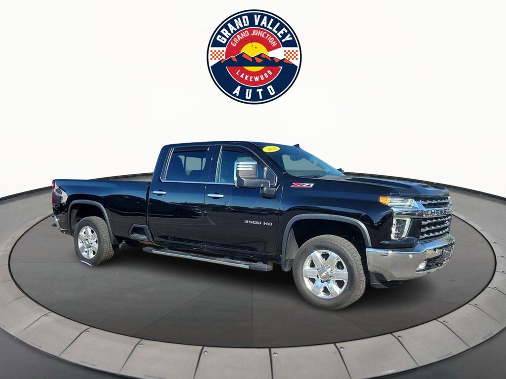 2021 Chevrolet Silverado HD LTZ's photo