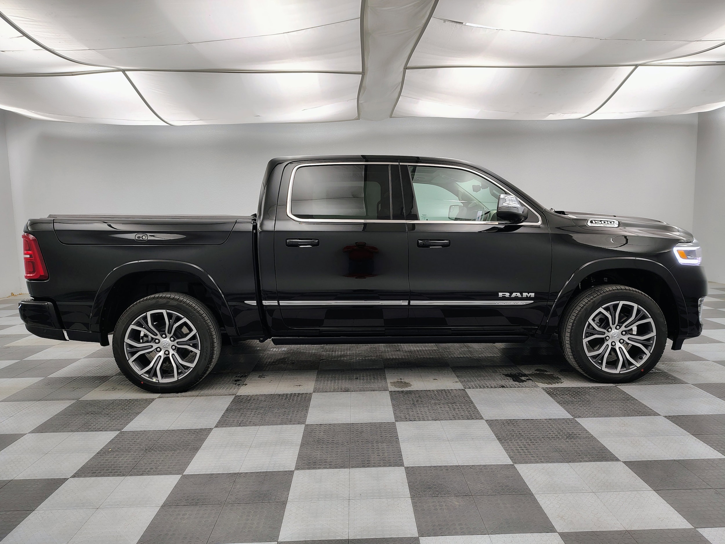 2026 RAM 1500 Tungsten - Photo 12