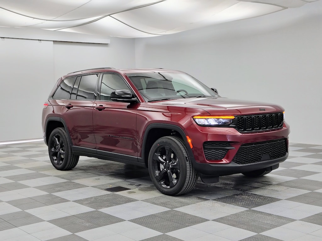 New 2025 Jeep Grand Cherokee Altitude X SUV