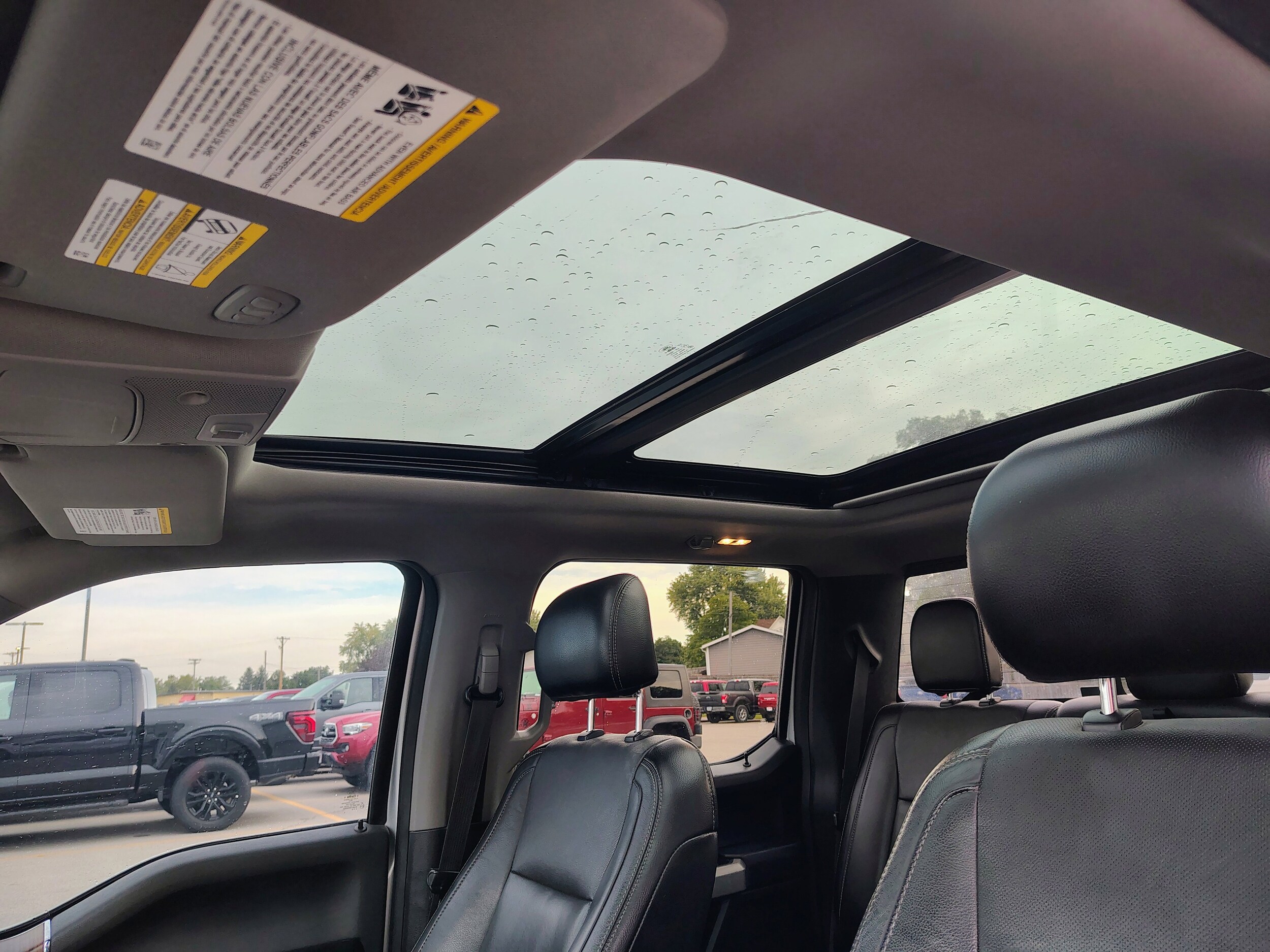 2015 Ford F-150 Lariat photo 3
