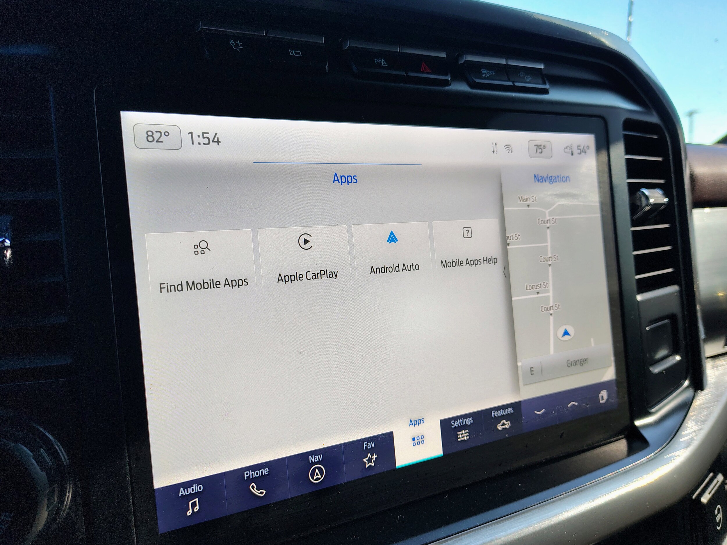 2023 Ford F-150 Lariat photo 4