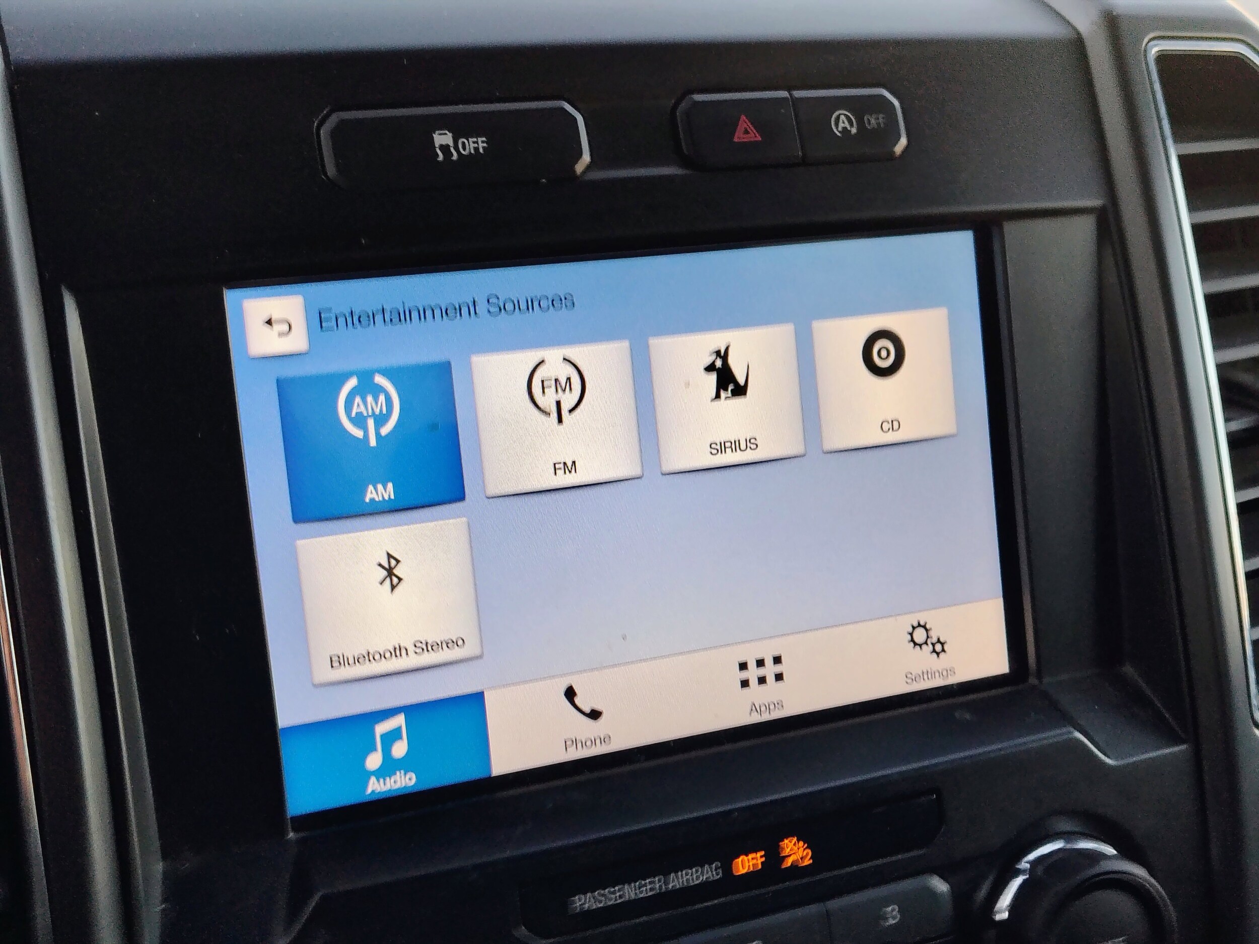 2018 Ford F-150 XLT photo 4