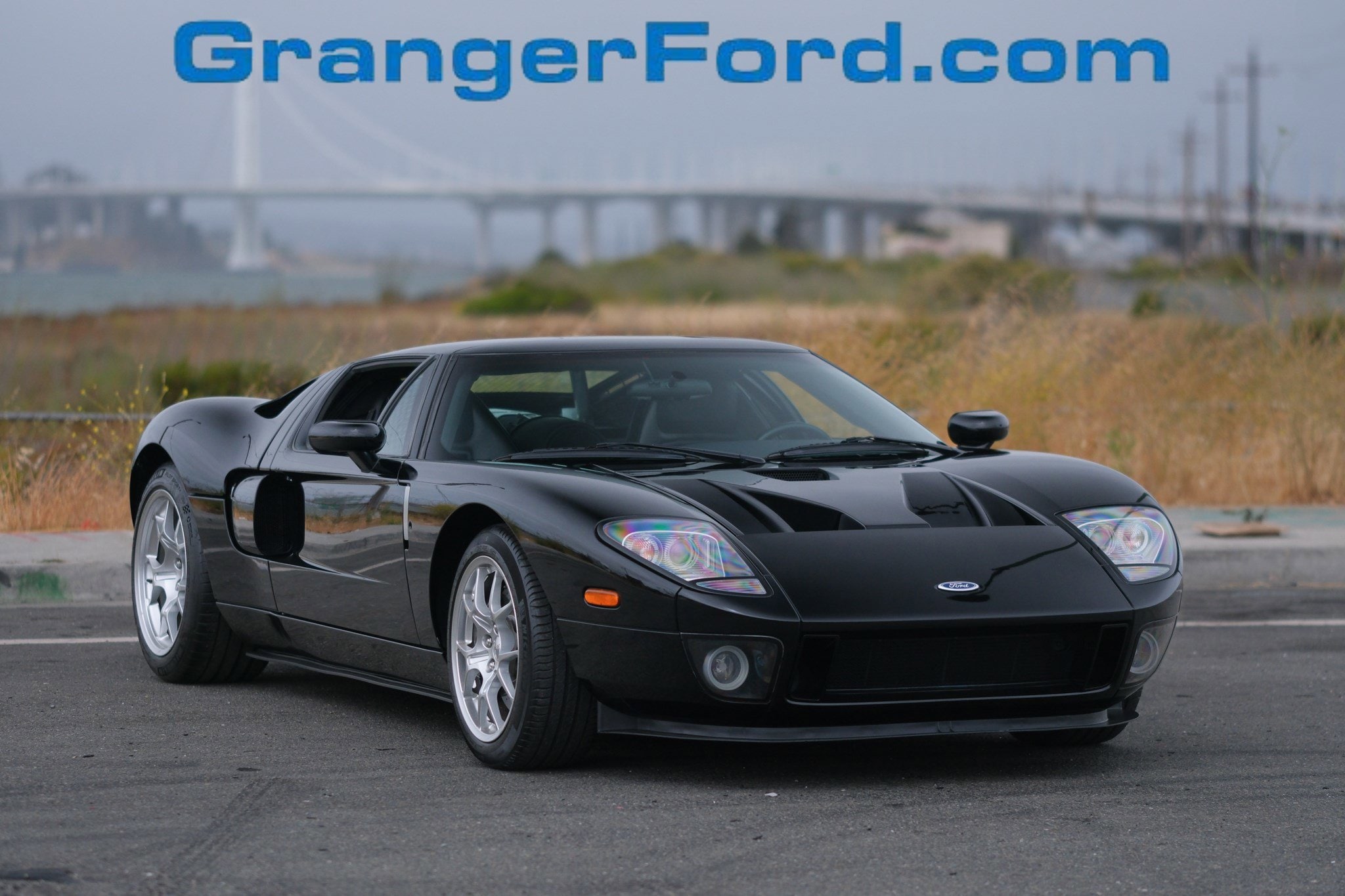 2005 Ford GT -'s photo