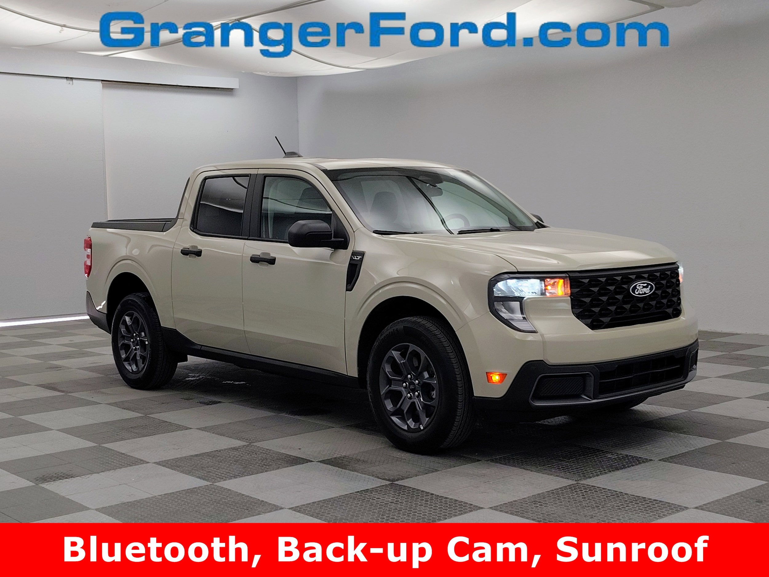 2025 Ford Maverick XLT AWD's photo