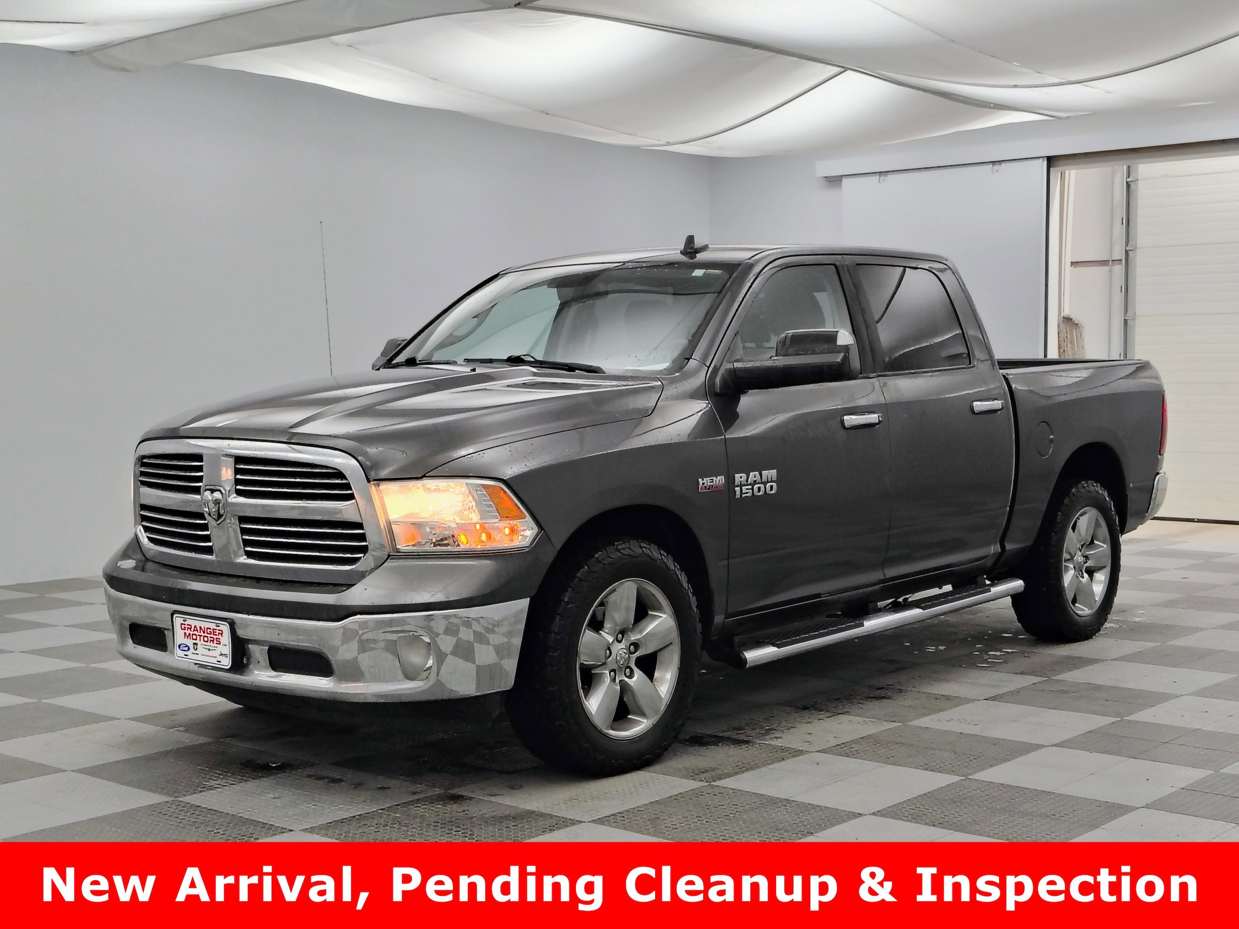 2015 RAM 1500 Big Horn/Lone Star 4x4 Crew Cab's photo