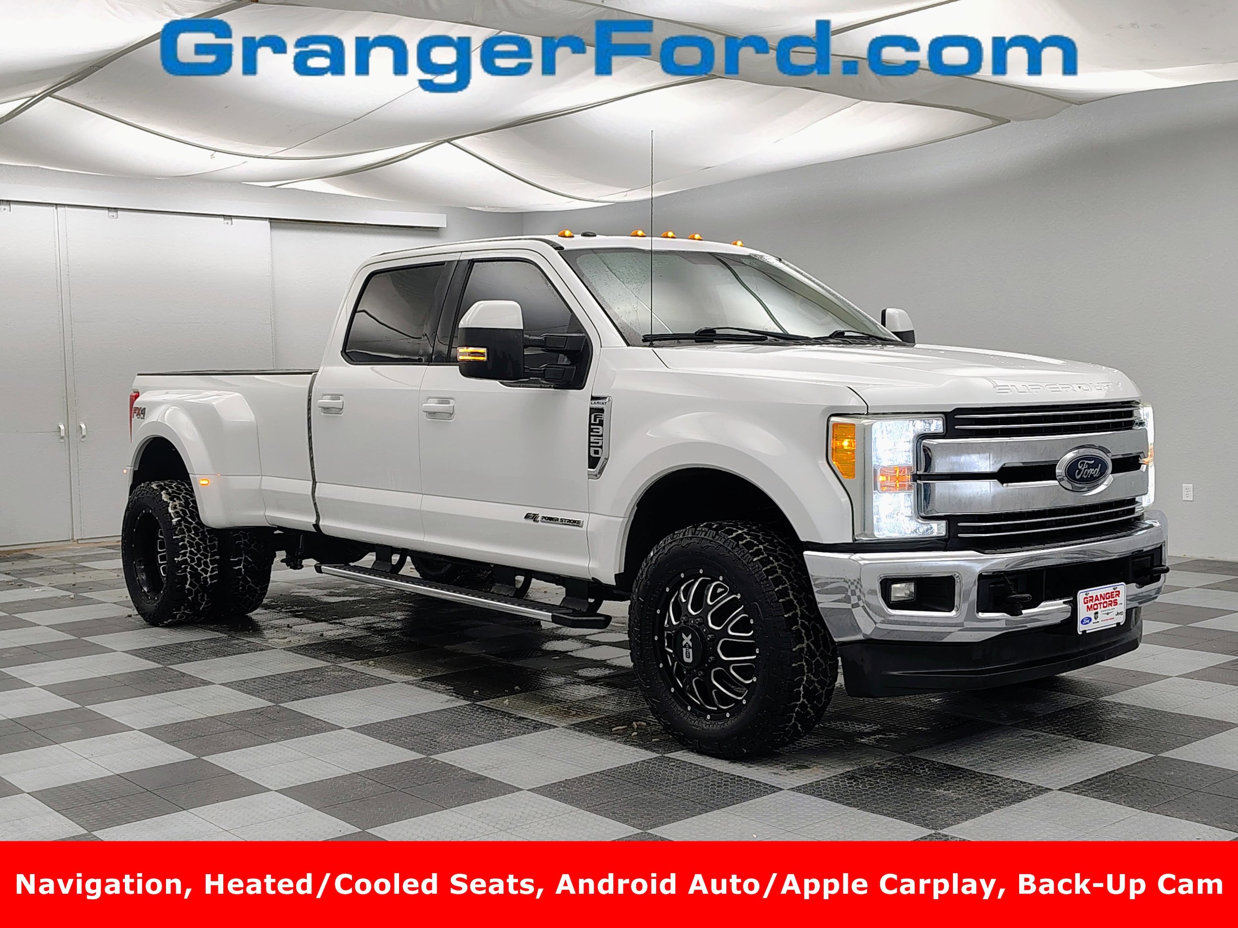 2017 Ford F-350 Super Duty Lariat's photo