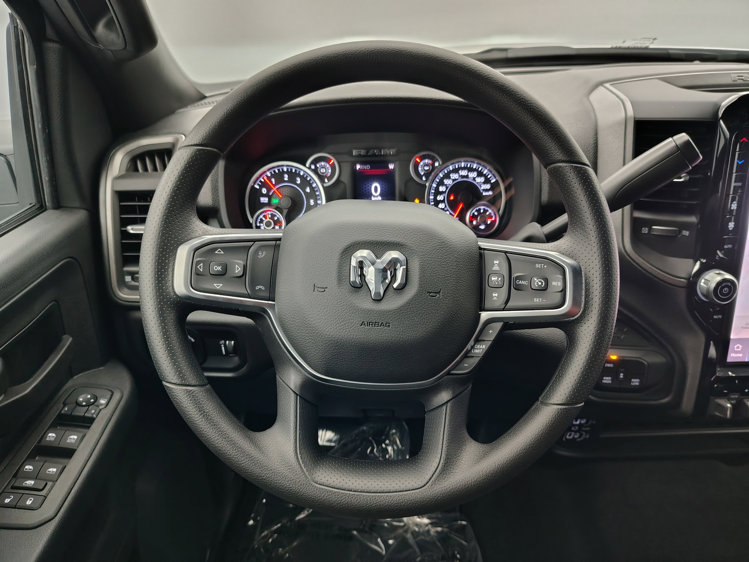 2026 RAM 2500 Tradesman - Photo 32