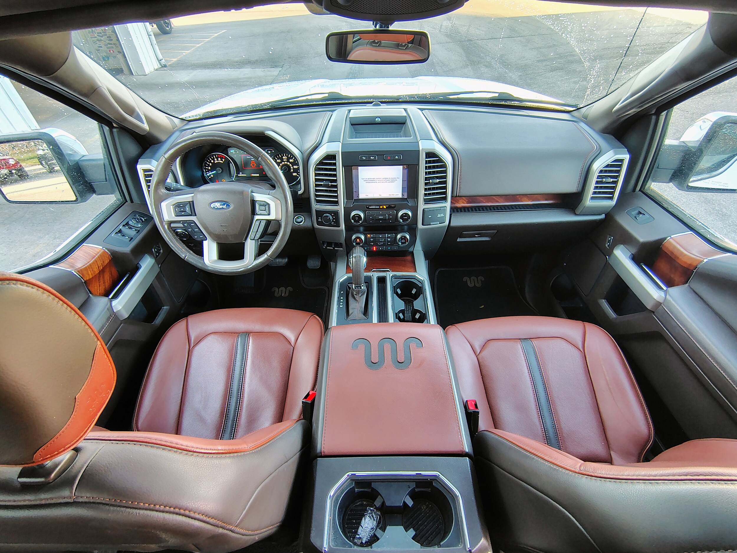 2019 Ford F-150 King Ranch photo 2