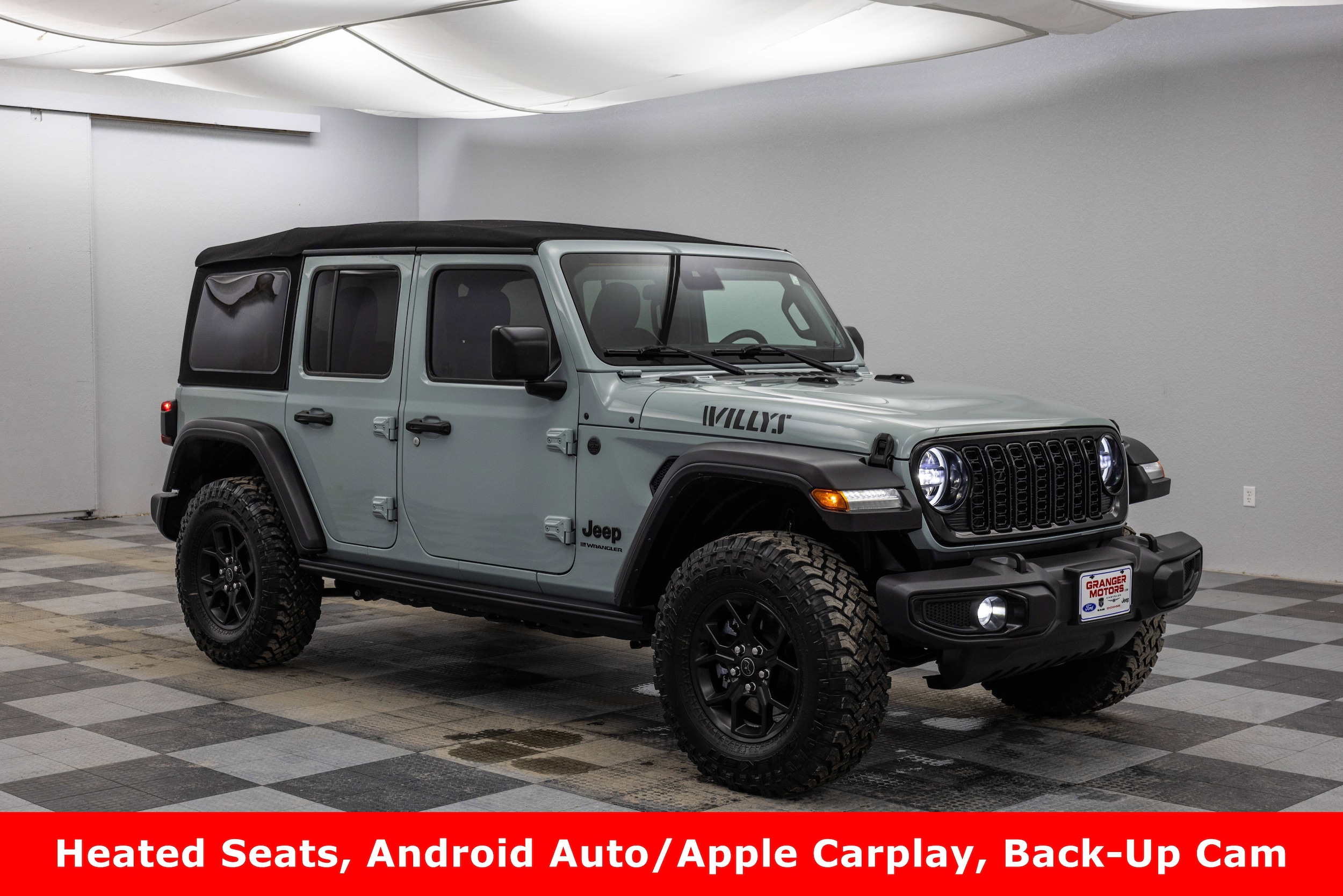 2024 Jeep Wrangler Sport's photo