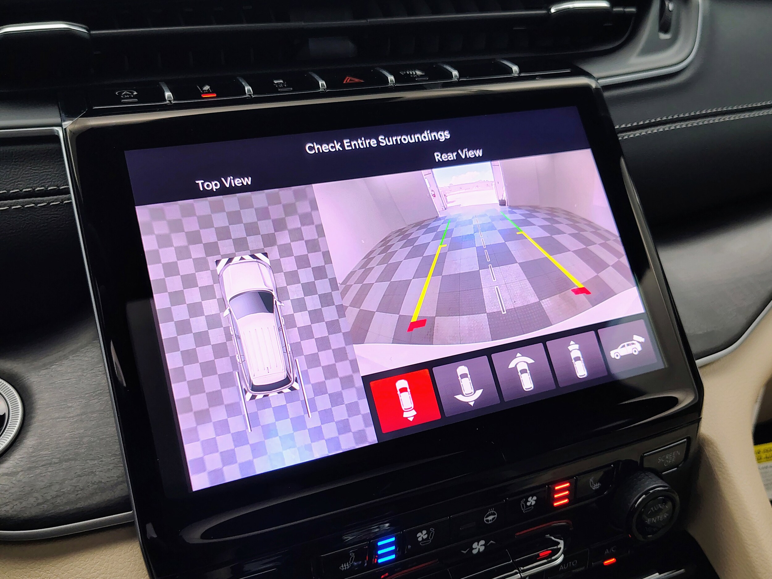 2025 Jeep Grand Cherokee Limited photo 3