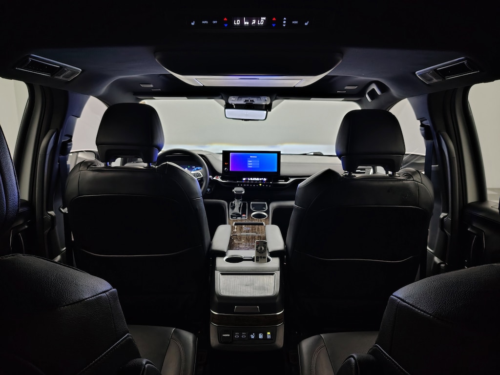 Used 2025 Toyota Sienna Platinum 7 Passenger Van