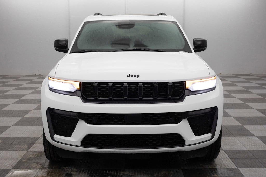 New 2026 Jeep Grand Cherokee L Limited Reserve SUV