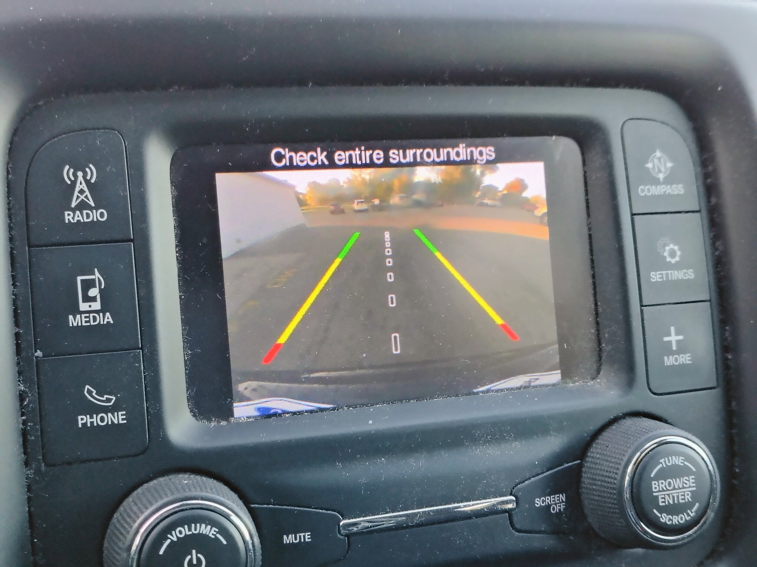 2018 Jeep Compass Sport photo 2