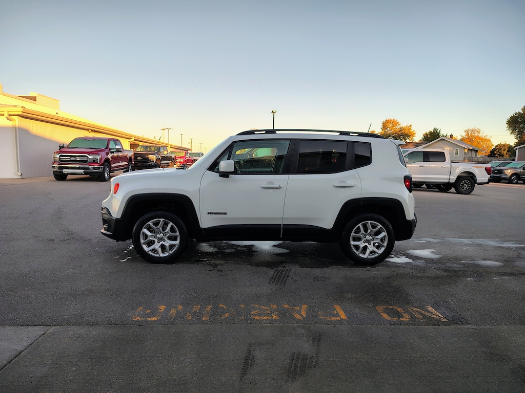 Used 2018 Jeep Renegade Latitude 4x4 SUV