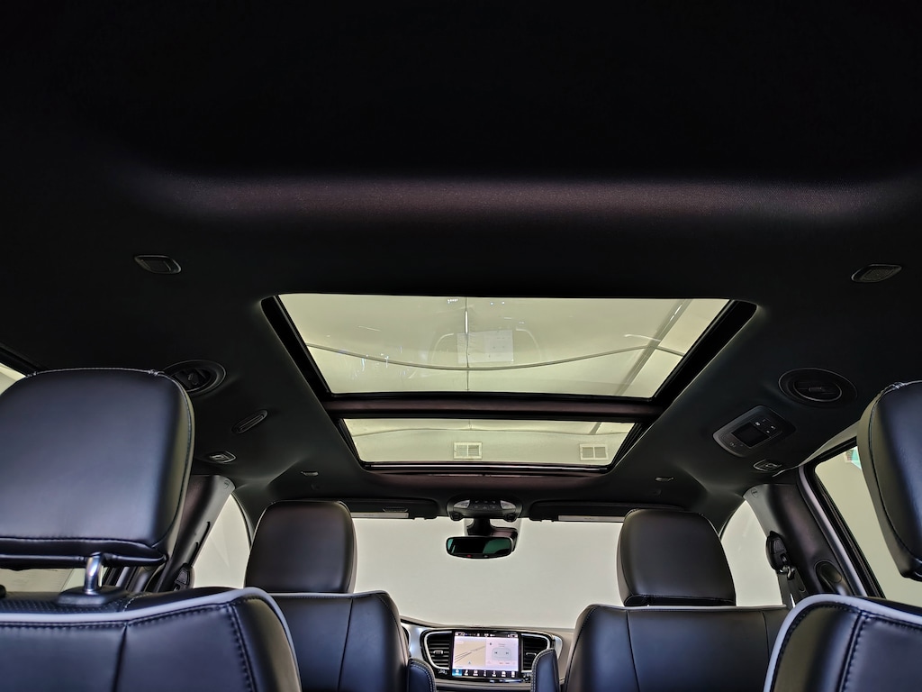 New 2026 Chrysler Pacifica Limited Van