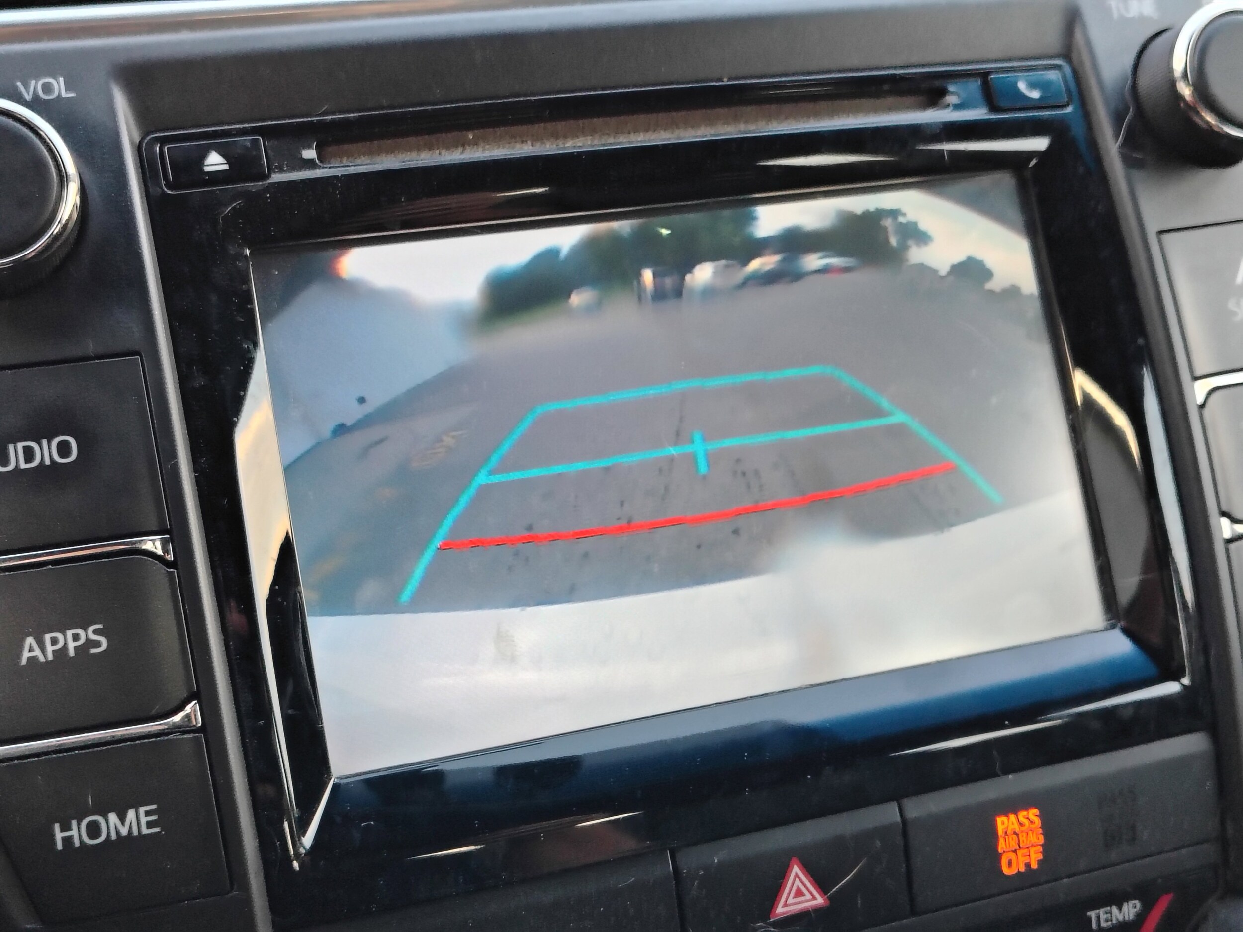 2015 Toyota Camry Hybrid XLE photo 3