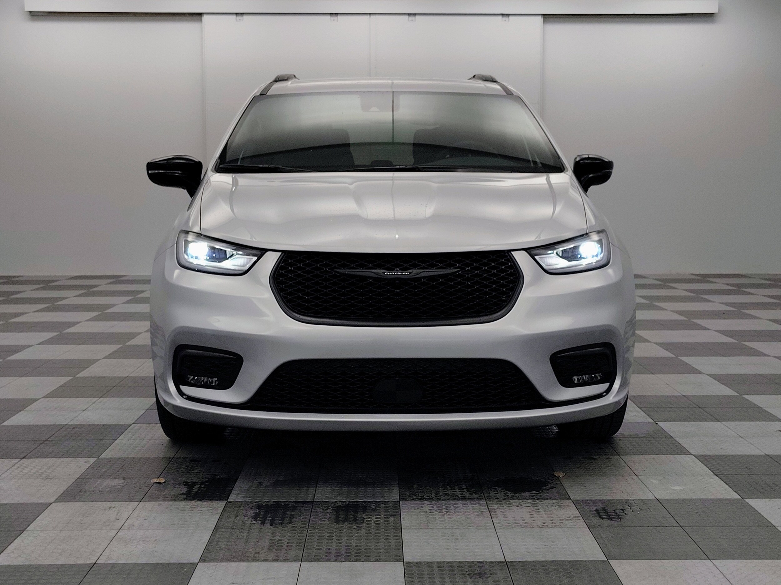 2026 Chrysler Pacifica Select - Photo 6